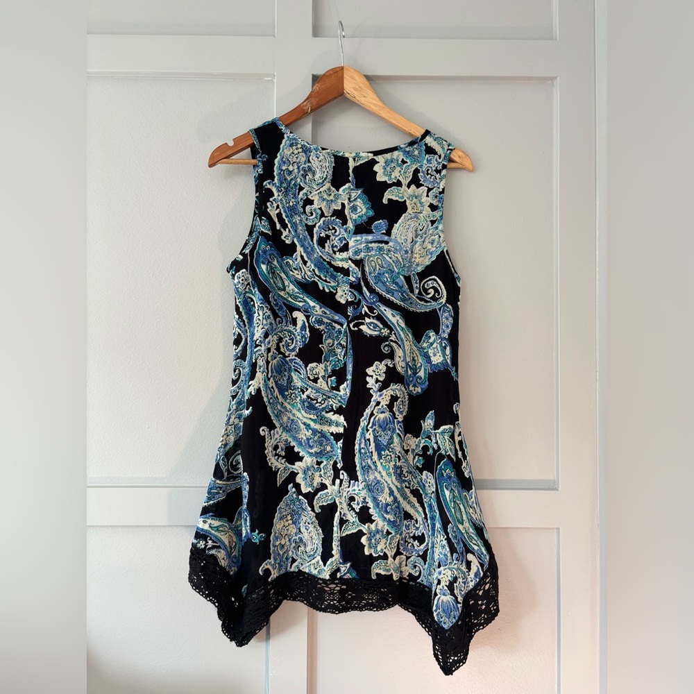 Papa Vancouver 100% Cotton Paisley Asymmetrical Sleeveless Top - Picture 6 of 9